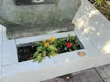 1759736677